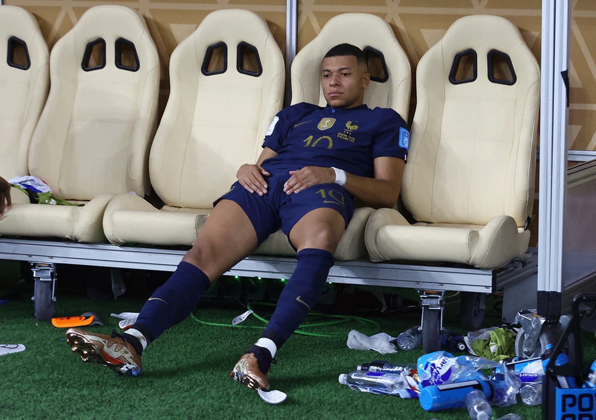 Mbappé sad